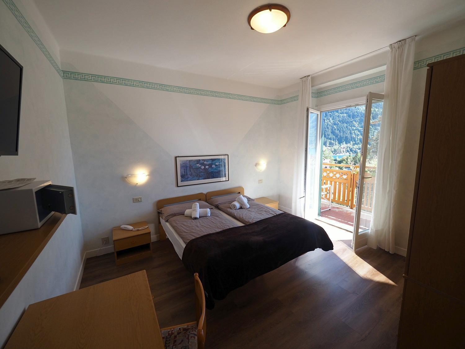 Hotel Europa Molveno Exterior foto